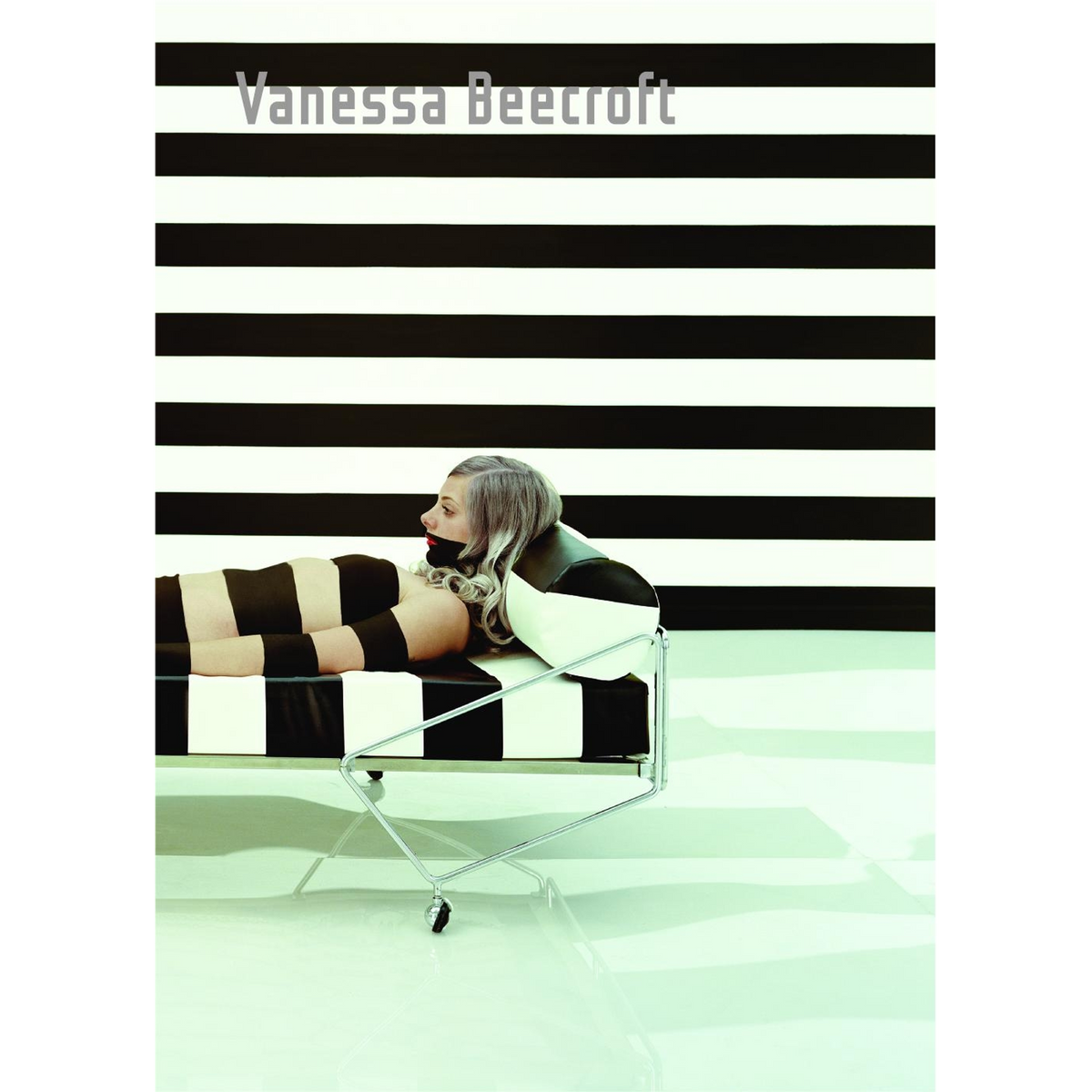Coverbild Vanessa Beecroft