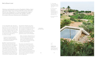 Eine Doppelseite aus einer Publikation mit dem Titel Not a Drop Is Lost. Links befindet sich ein englischer Text in zwei Spalten. Rechts ist ein großes Foto zu sehen, das ein steinernes Wasserreservoir im Vordergrund zeigt, umgeben von grünen Pflanzen. Im Hintergrund erstreckt sich eine terrassierte Hügellandschaft mit Häusern und einem Palmenbaum, die zum Meer hin abfällt.