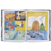 Ein aufgeschlagenes, illustriertes Buch, das im Comic-Stil die Entwicklung der Menschheit darstellt. Die linke Seite zeigt eine Karawane, die Herstellung von Werkzeugen, das Bauen und die Erfindung des Rades. Die rechte Seite zeigt eine Person, die mit einer Feder schreibt, und Segelschiffe auf dem Meer. Die Szenen werden von deutschen Texten begleitet.